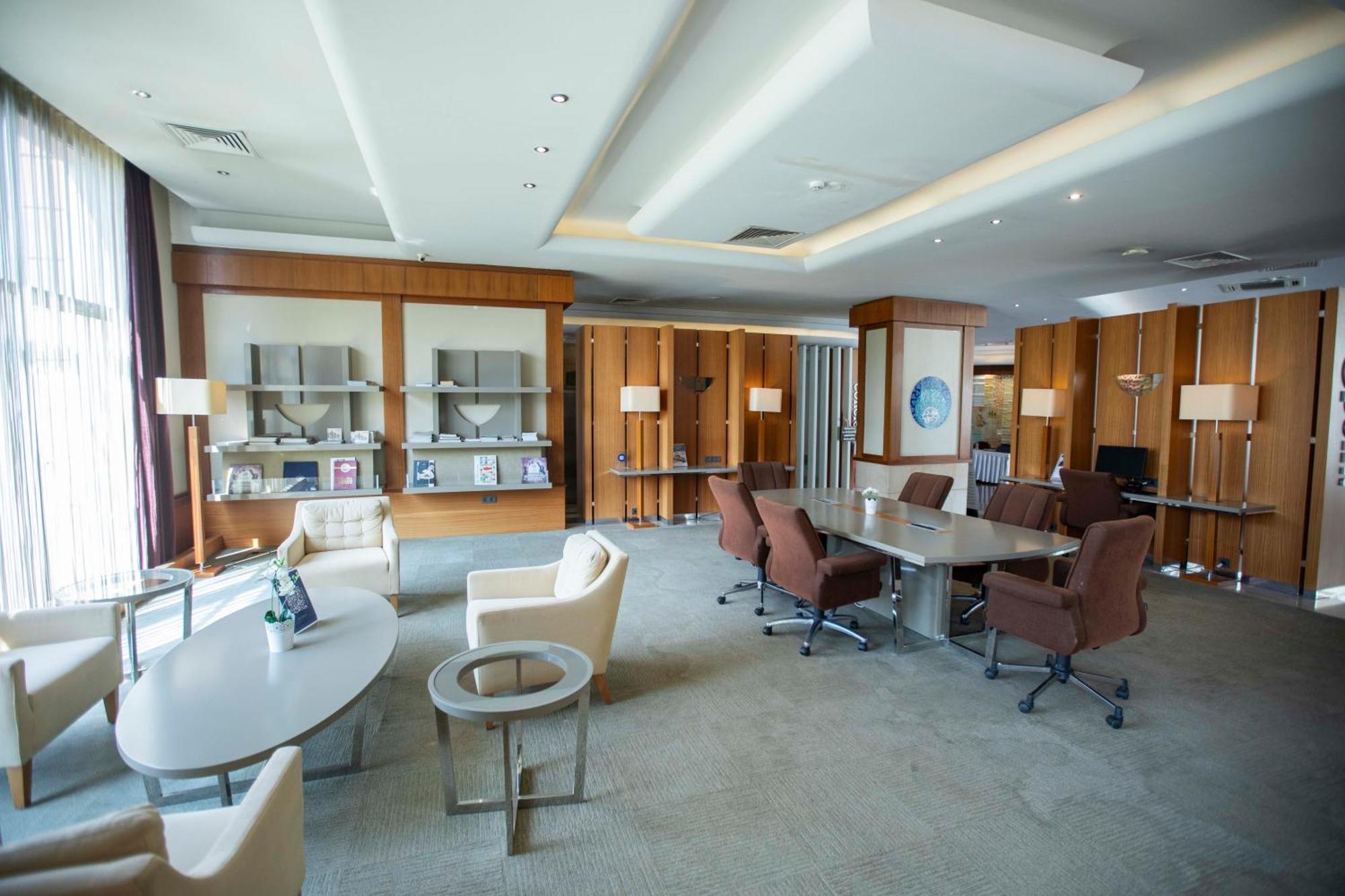 Anemon Grand Manisa Otel Zewnętrze zdjęcie