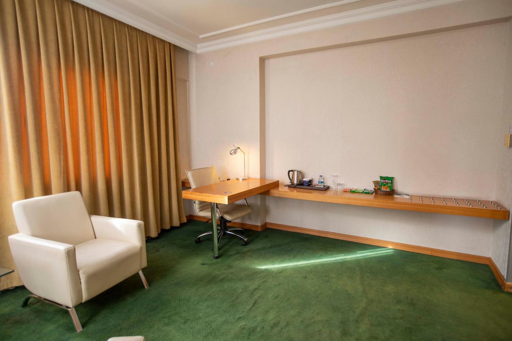 Anemon Grand Manisa Otel Zewnętrze zdjęcie