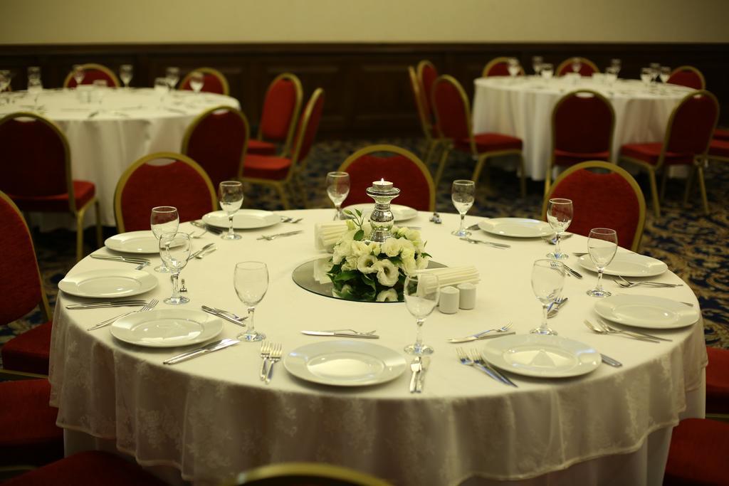 Anemon Grand Manisa Otel Zewnętrze zdjęcie