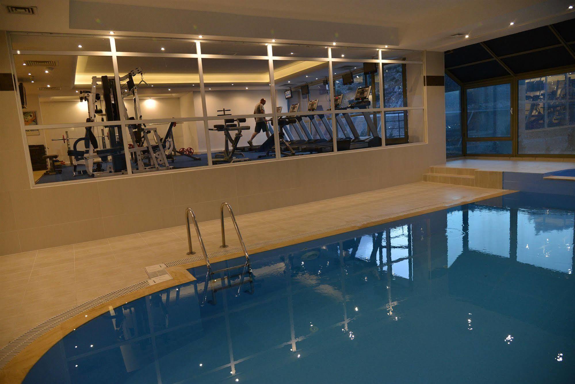 Anemon Grand Manisa Otel Zewnętrze zdjęcie